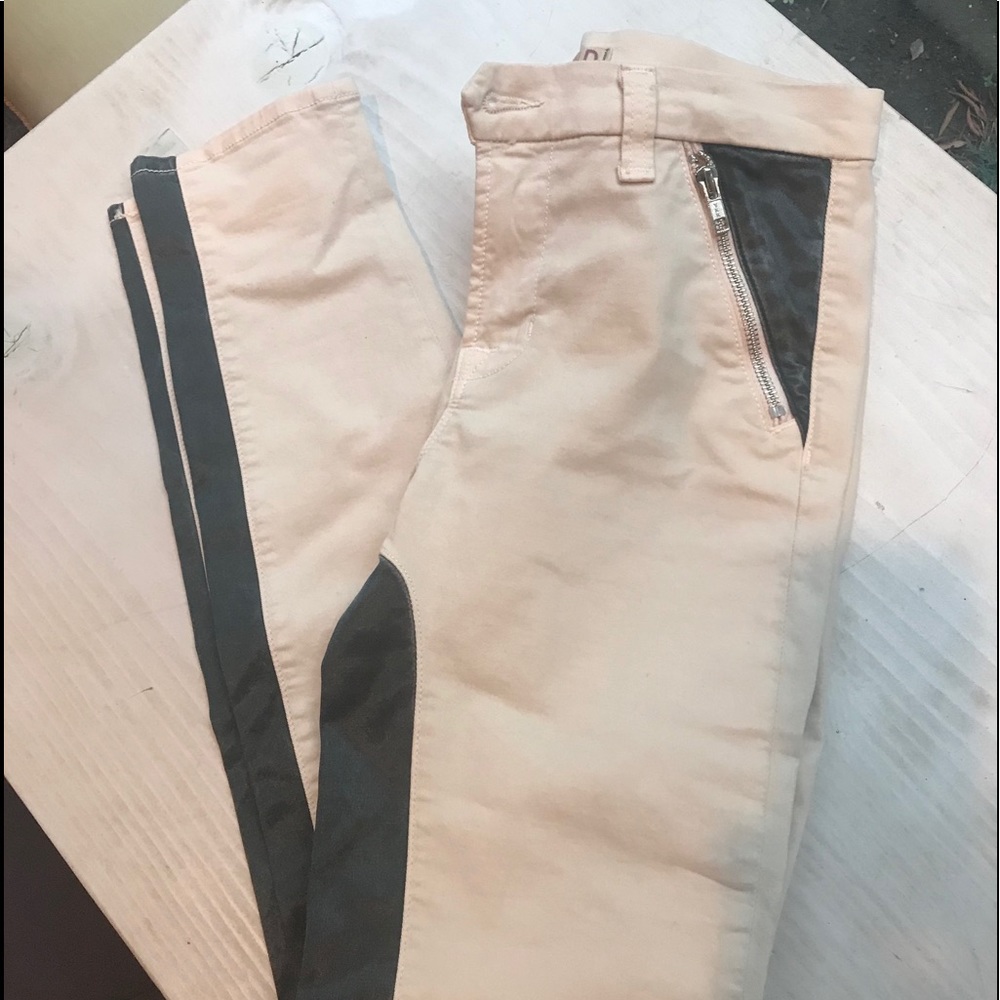 🎉HP🎉J Brand Skinny Jeans 27